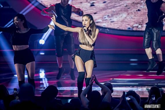 Ariana-Grande -Performing-on-Swedish-Idol